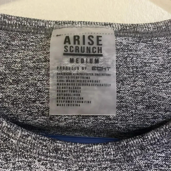 NWOT-[M]Echt-Arise Scrunch  Top - Picture 3 of 6